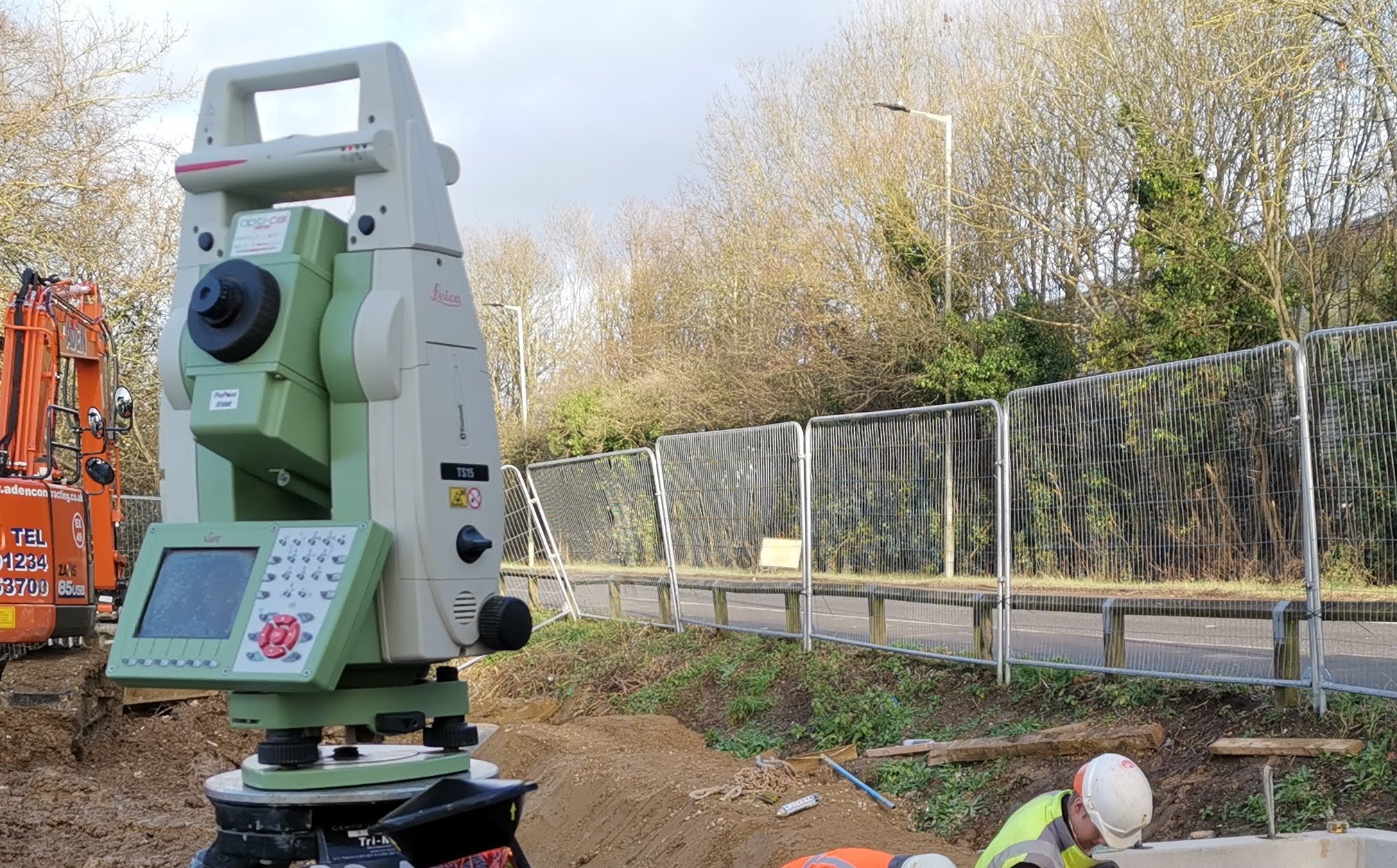 Leica Robotic Total Station TS15